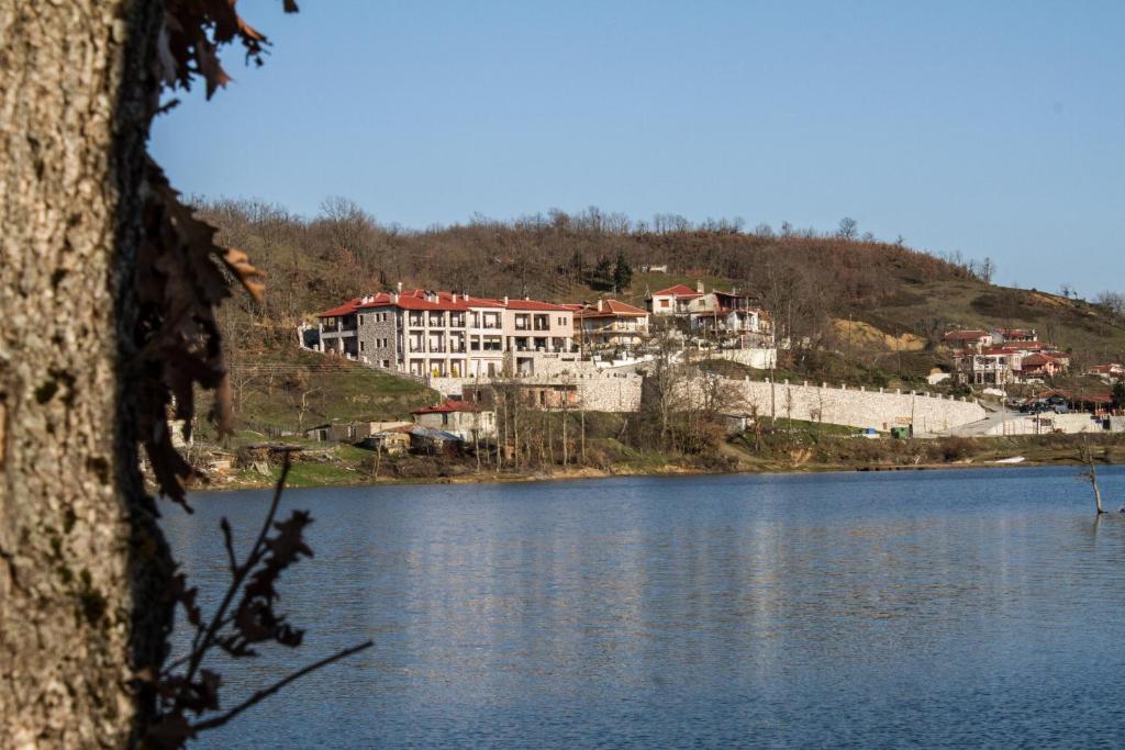 Titagion Hotel Plastiras Exteriér fotografie